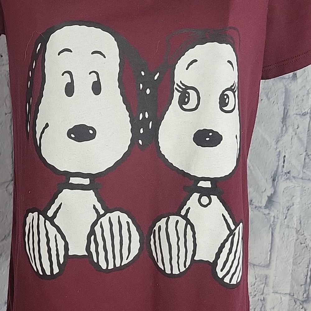 PEANUTS Snoopy Maroon Lace Shirt Medium - Picture 2 of 6